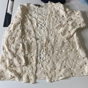 Lauren Michelle 100% Cotton Size Small Embroidered Sweater.